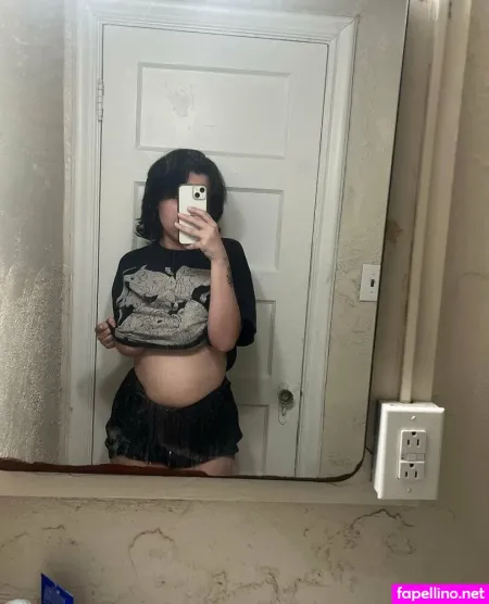 Pissbaby666 OnlyFans Thumbnail #CfV1s5GhBi