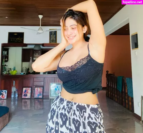 Piumi Hansamali OnlyFans Thumbnail #V4BGoIouTb
