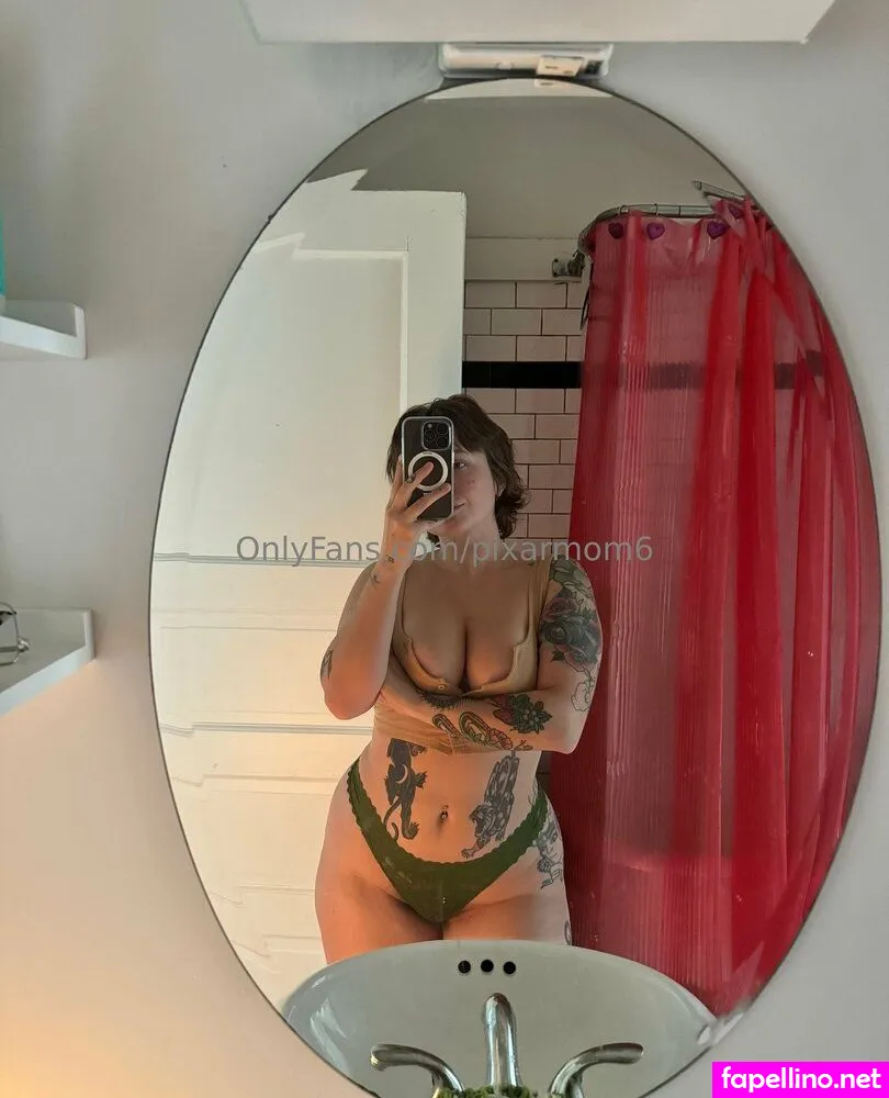 pixarmom6, pixxarmom_ Nude Leaked OnlyFans Photo #bor0lpzaCC