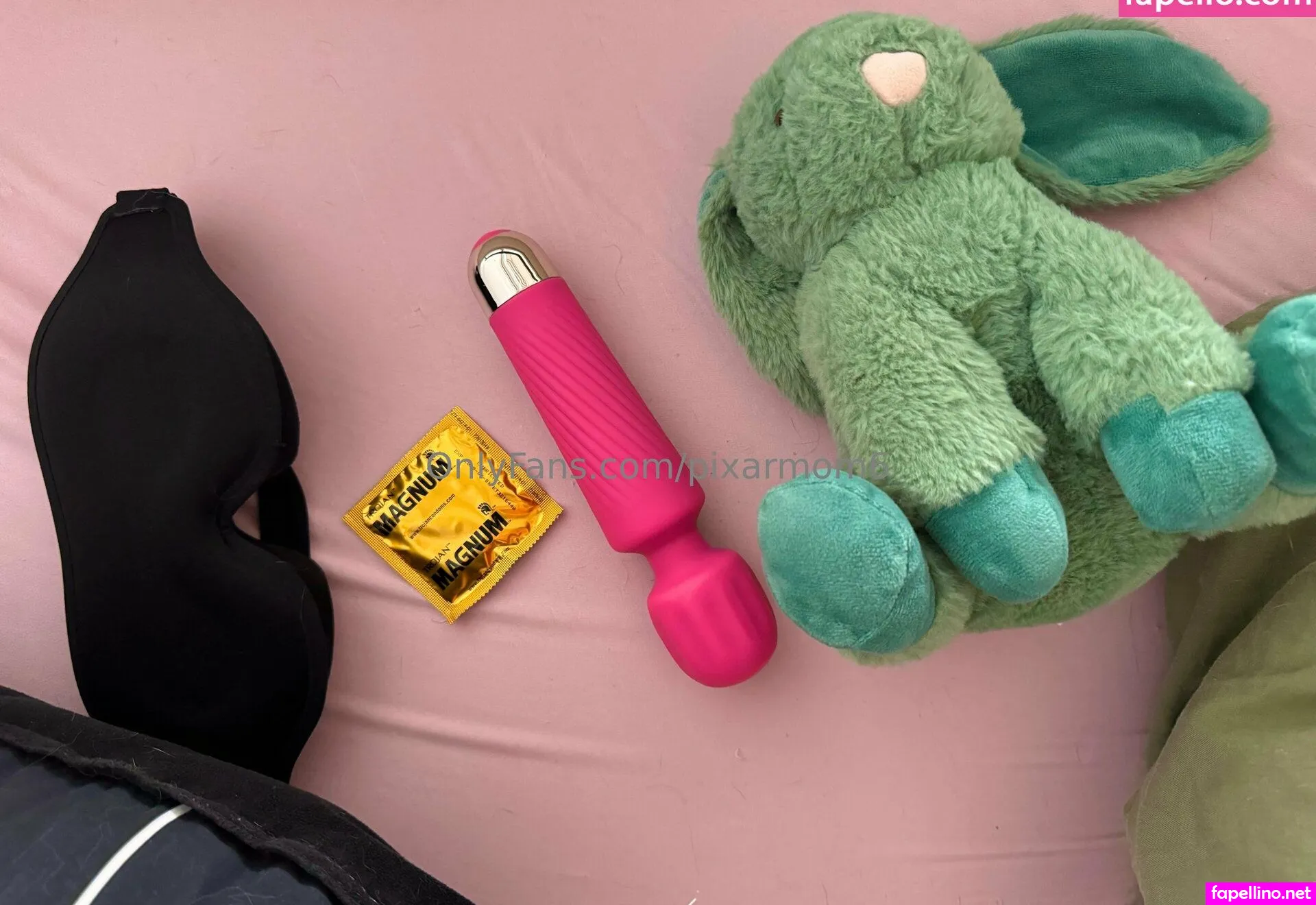 pixarmom6, pixxarmom_ Nude Leaked OnlyFans Photo #reah5WTUcc