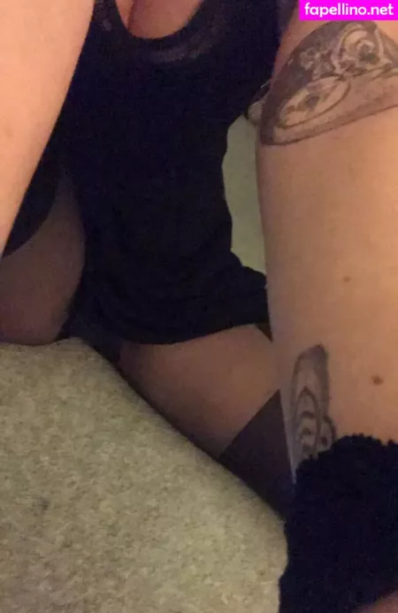 Pixie Holly OnlyFans Thumbnail #4Smoy5THCH