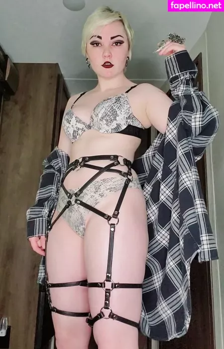 Pixie Theoneandonly OnlyFans Thumbnail #8BEStyoI3I