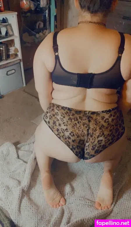 Pixiedust8921 OnlyFans Thumbnail #ERiJsh9g61