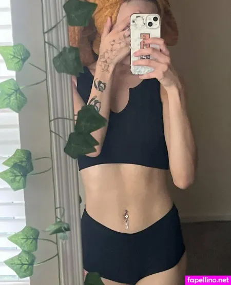 Pixieeclaire Main Profile Photo