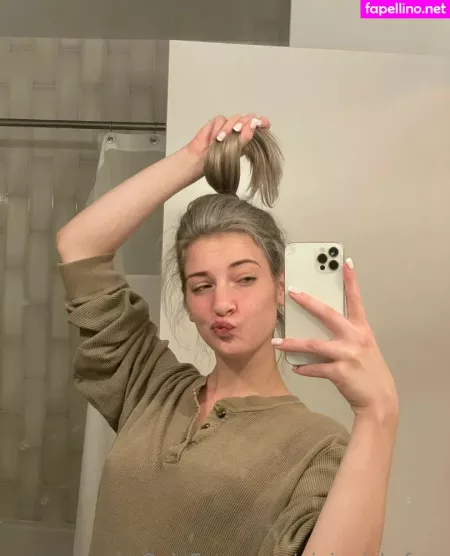 Pixienickyfree OnlyFans Thumbnail #u0RGThvOil