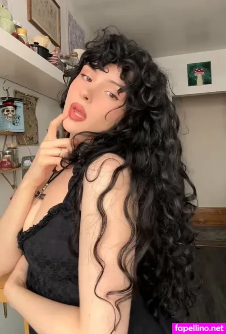 Pixievixencrypt OnlyFans Thumbnail #1n78TETpYn