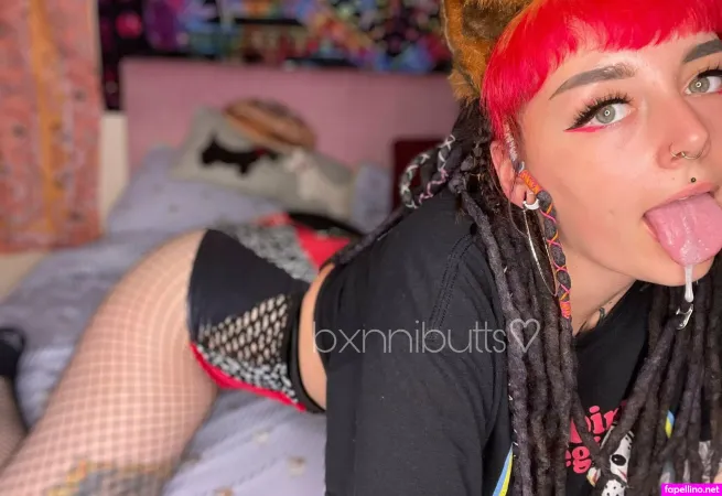 Pixxiebunsfree OnlyFans Thumbnail #XHMnha274c