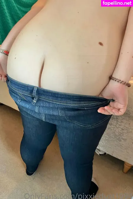 Pixxiedust1994 OnlyFans Thumbnail #H2KWmFcBhP