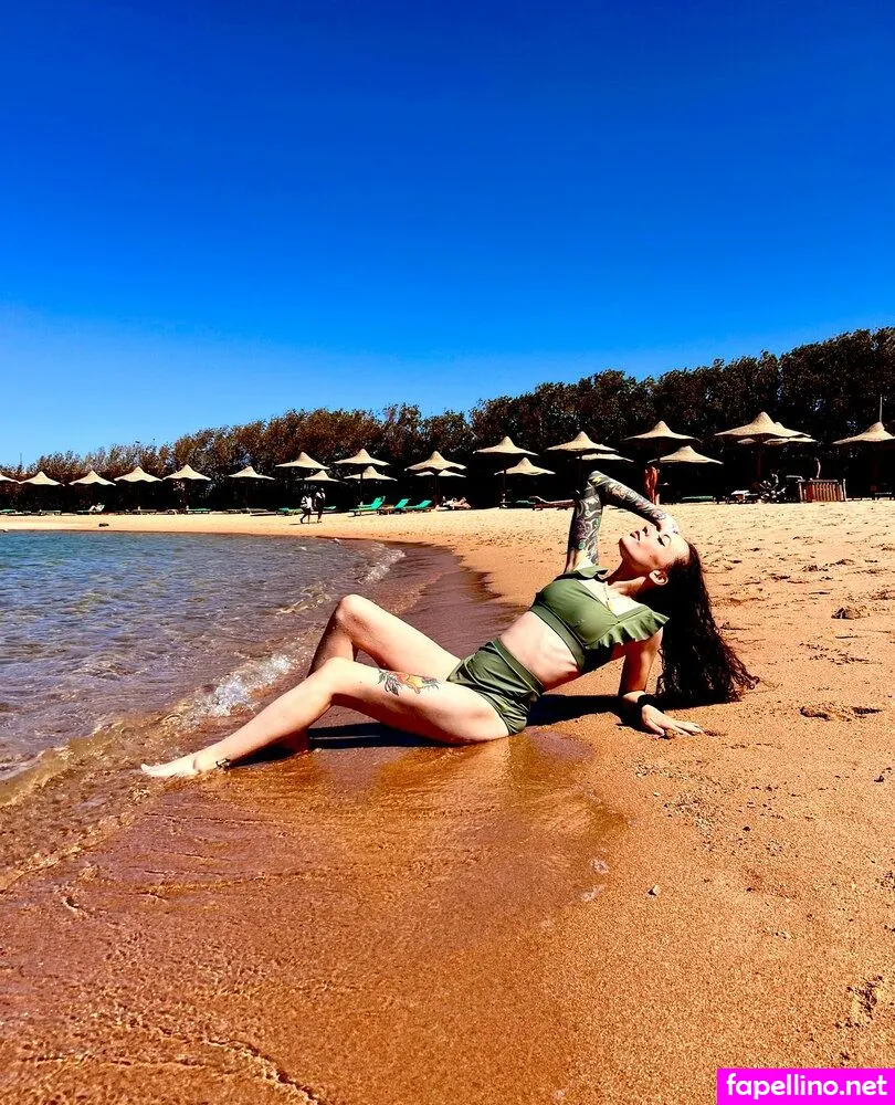 pkmnmasterholly Nude Leaked OnlyFans Photo #5EPgxa7bL5