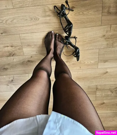 Pl F33t OnlyFans Thumbnail #WzzbcB8oFB