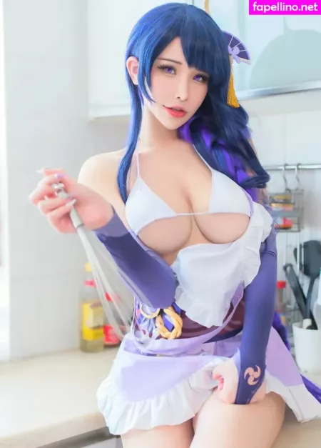 Plant Lily OnlyFans Thumbnail #QmhiVGmO9P