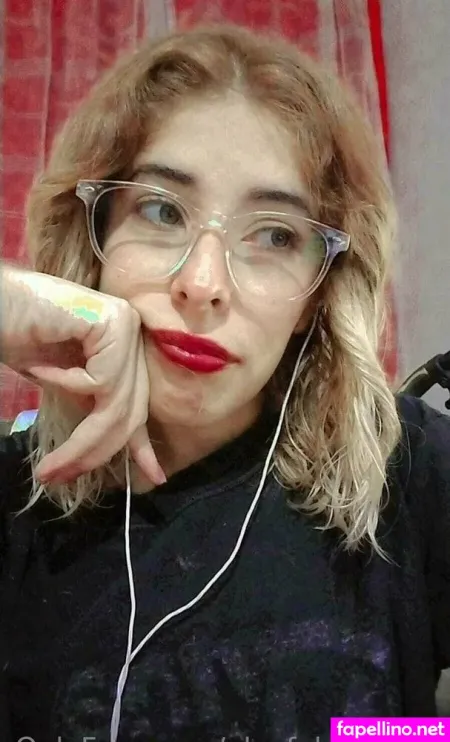 Playful Barbara OnlyFans Thumbnail #66A1kQizve
