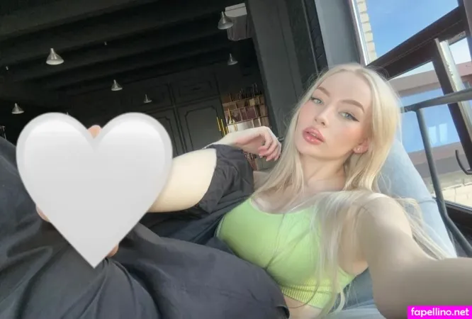 Playwithanny OnlyFans Thumbnail #NhtTxh8lKF