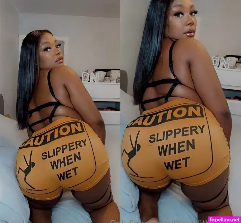 Playwithnellax OnlyFans Thumbnail #53r9o5HjYR