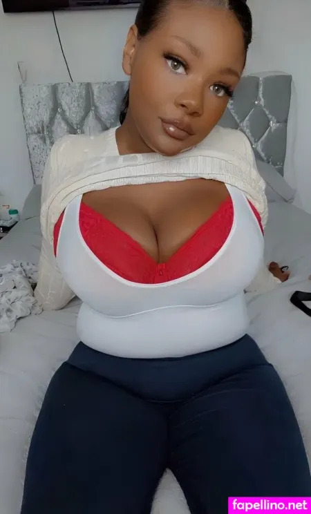 Playwithnellax OnlyFans Thumbnail #7iQbbc4yzE