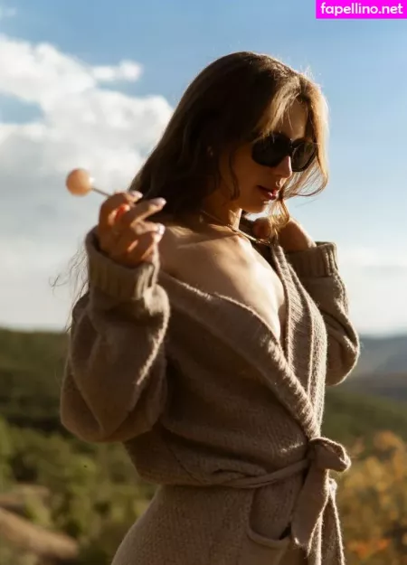 Plump Bums OnlyFans Thumbnail #blZUV6mtyd