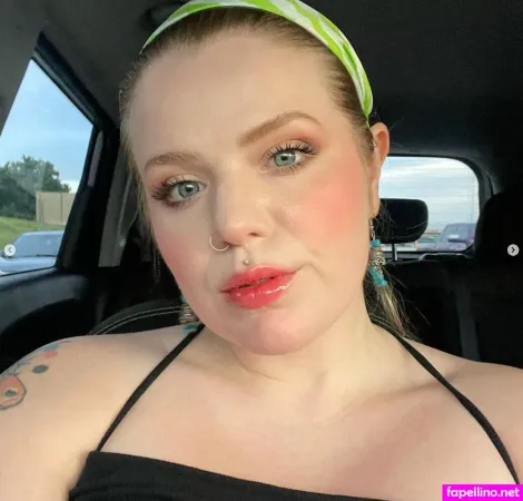 Plump Pixie OnlyFans Thumbnail #H6NKk27bTj