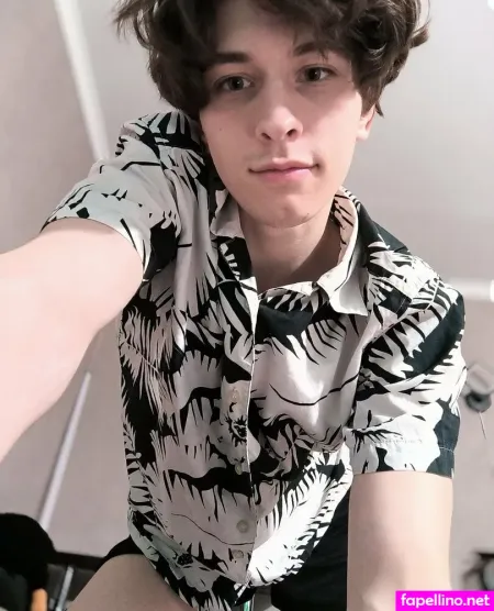 Pobogu OnlyFans Thumbnail #E0hnTBv4JX