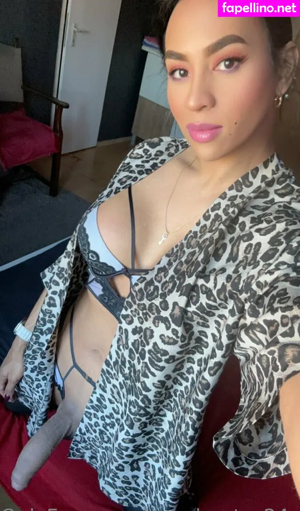 RealPoca24CM, Ts Pocahontas Reale 24 cm, pocahontas2411, pocahontas24real Nude Leaked OnlyFans Photo #t77aZBtfTH