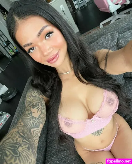 Pocketpaisley OnlyFans Thumbnail #Mq4t3mwWHE