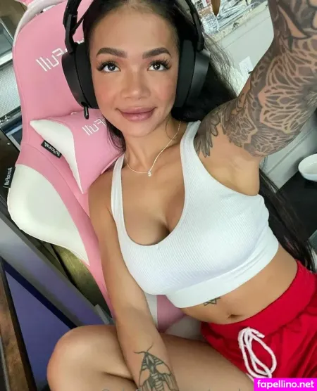 Pocketpaisley OnlyFans Thumbnail #UZ7ogT3FcX
