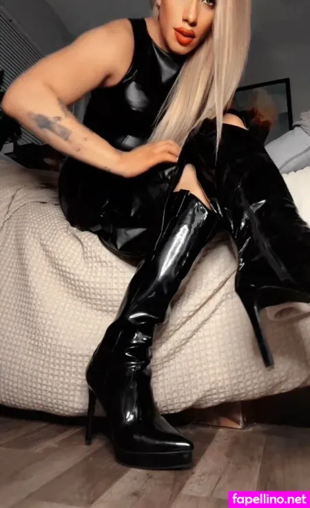 Poe100 OnlyFans Thumbnail #GiRaGmbdYV