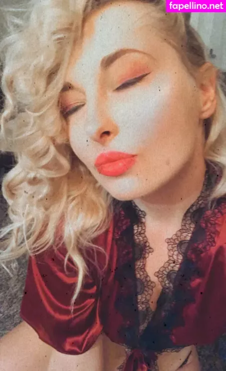 Poeticminx OnlyFans Thumbnail #DgNdwkNNvY