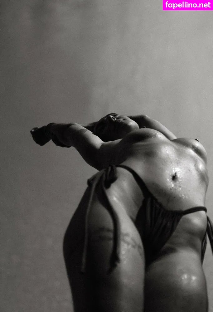 poetiquegirl, poetiquegirl__ Nude Leaked OnlyFans Photo #PkuQFL82OZ