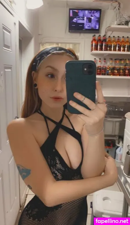 Poisnivyyyfree OnlyFans Thumbnail #KExEkhw7ZK