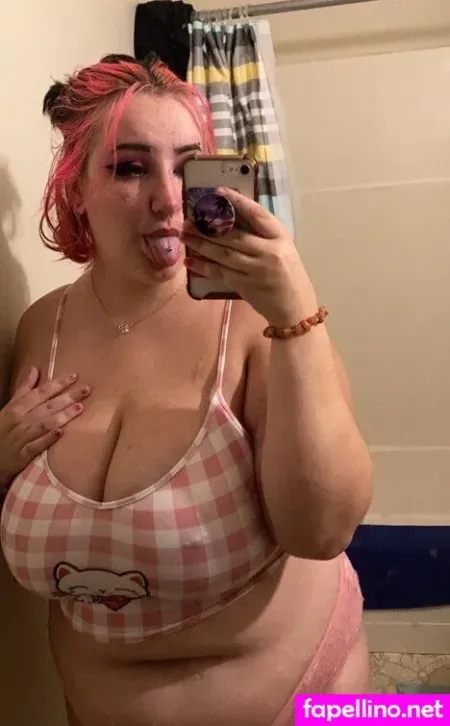 Poison Ivyy04 OnlyFans Thumbnail #r7EprhZ8Cv