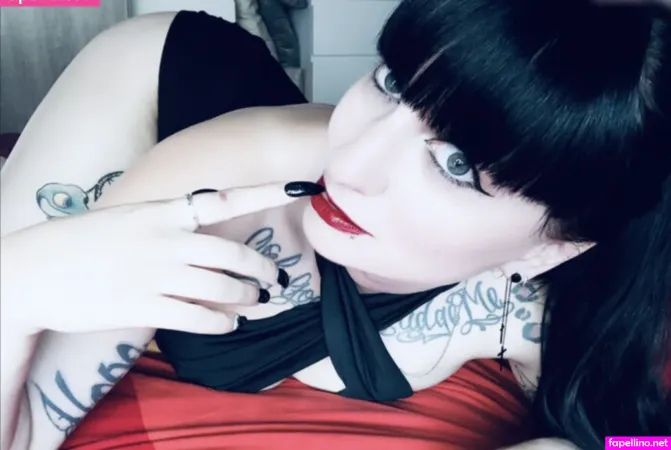 Poisonbunny OnlyFans Thumbnail #kxgZGjM94v
