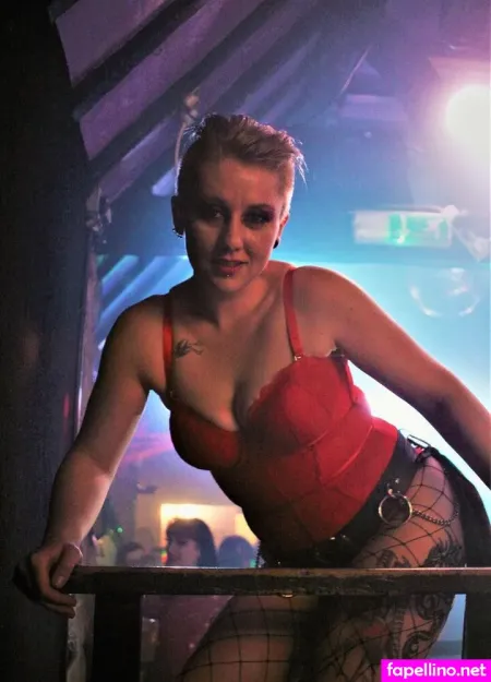 Poisonenvy92 OnlyFans Thumbnail #flkBNWrlrj