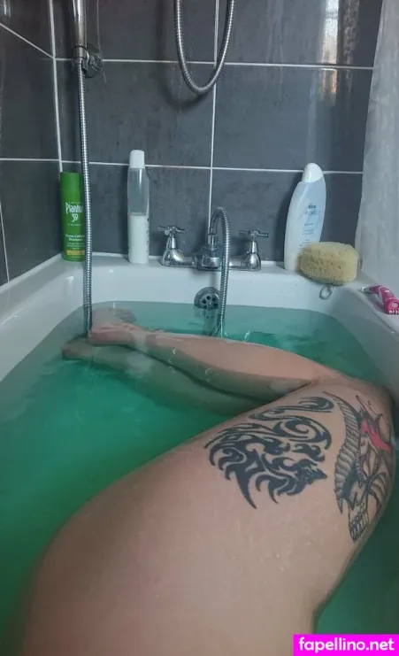 Poisonenvy92 OnlyFans Thumbnail #nwNJZf4cHy