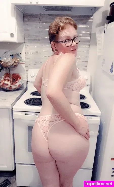 Poisonivy042 OnlyFans Thumbnail #zjzQx0OhtY