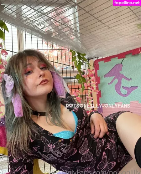 Poisonlilly OnlyFans Thumbnail #4OaP2FXNL5