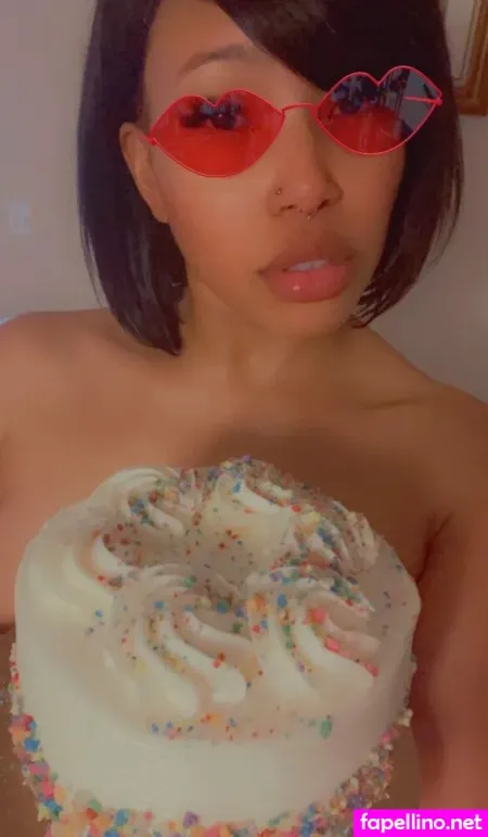 Poisonlyivy2 OnlyFans Thumbnail #f73DiE1Rga