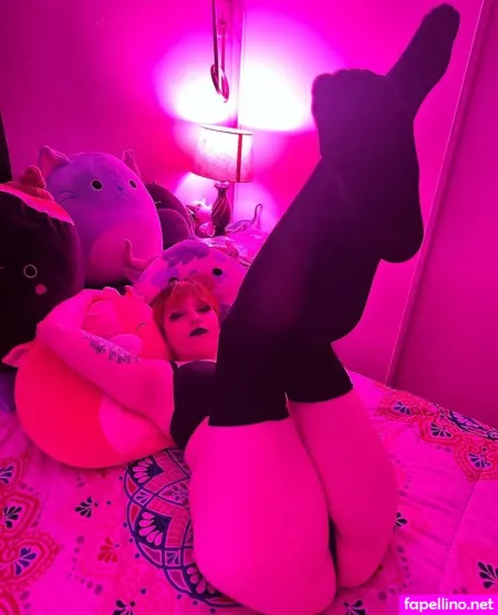 Poisonxlily OnlyFans Thumbnail #AtwWzfUbt4