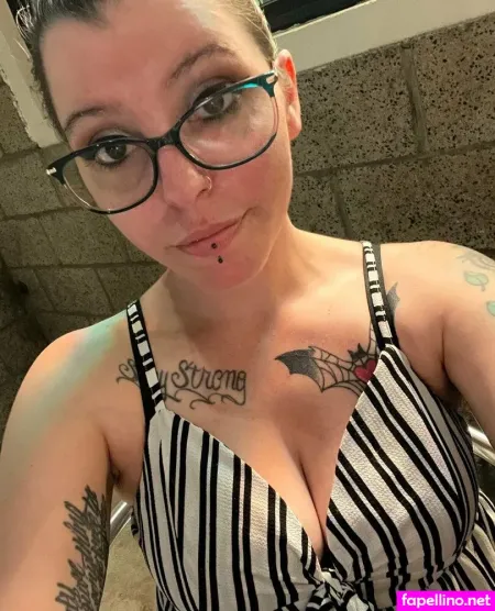 Poisonxlily OnlyFans Thumbnail #aNcE9KjnCX