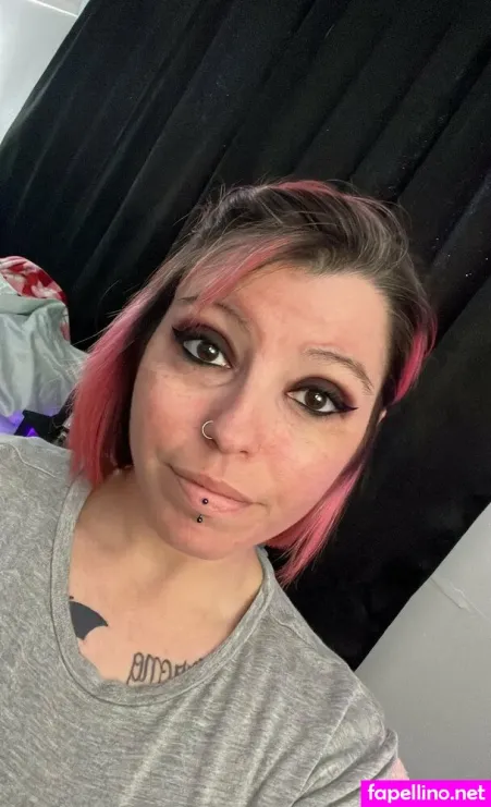 Poisonxlily OnlyFans Thumbnail #azHsbZoP2t