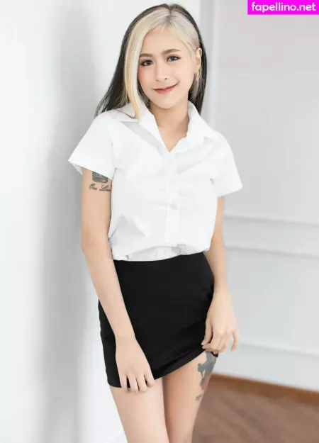 Pole Light OnlyFans Thumbnail #p2gAv5FJyG