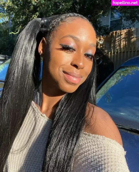 Polegoddess94 OnlyFans Thumbnail #XKCtDgU5dr