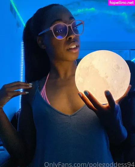 Polegoddess94 OnlyFans Thumbnail #yiZZudF07l
