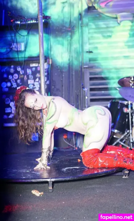 Polegoddessjuicyjules OnlyFans Thumbnail #Pqb9tYbuuw