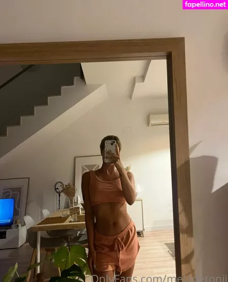 Poliamorosaa OnlyFans Thumbnail #oyn8BozUJu