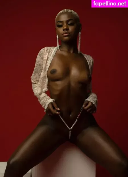 Poliana Ferreira OnlyFans Thumbnail #V8MlrON34C