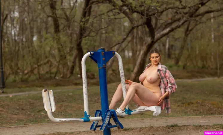 Polina Butler OnlyFans Thumbnail #RCEwi7AAJN