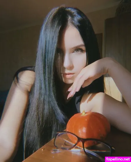 Polina Dream OnlyFans Thumbnail #iWm8SyF7zt