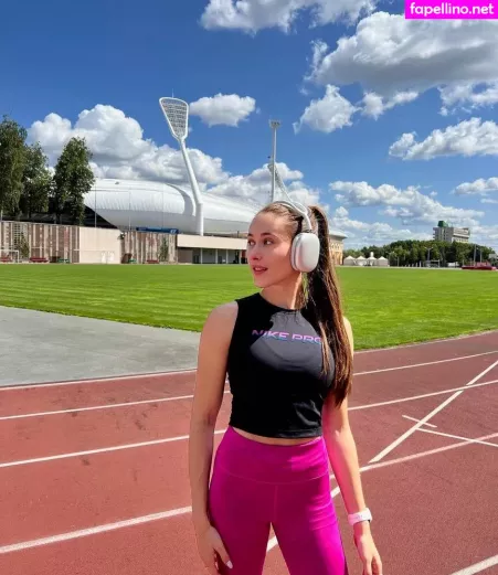 Polina Knoroz OnlyFans Thumbnail #ajiEPLXlmM
