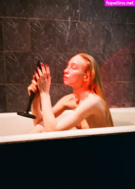 Polina Kobzeva OnlyFans Thumbnail #toAY3BJH33
