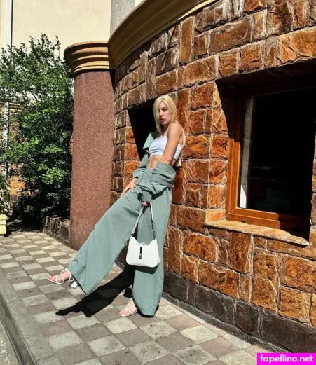Polina Parfenenko OnlyFans Thumbnail #X4DKp0u3a3